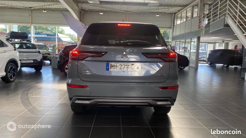 Mitsubishi Outlander 2.4 PHEV 306ch Intense 4WD (image 6)