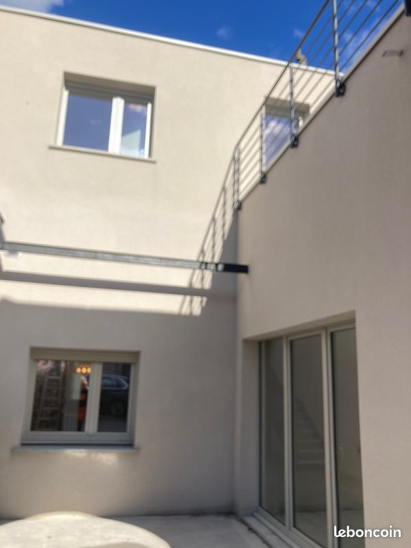 Maison 4 pièces 100 m² · à Mouvaux · 100 m² · 1 350 €
