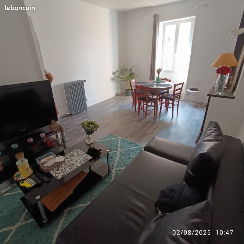Appartement 2 pièces 50 m² · à Lacapelle-Marival · 50 m² · 490 €/mois