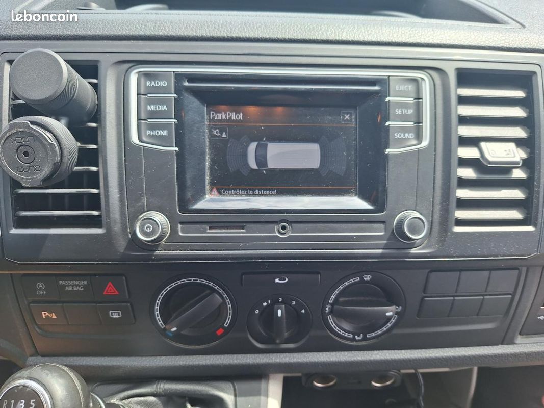 VOLKSWAGEN TRANSPORTER FOURGON T6 2.0 TDI 150 - garantie 12 MOIS (image 8)