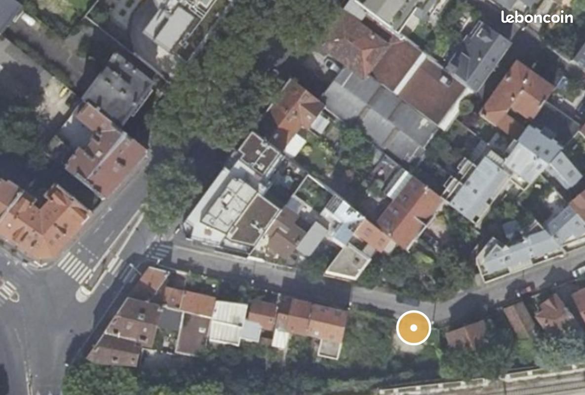 Terrain 142 m² Vanves · 395 000 €