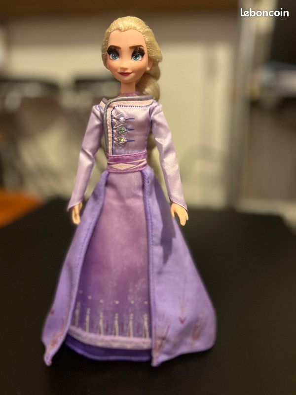 La Reine Elsa Robe Violette Elsa Poupée Disney Reine Des Neiges