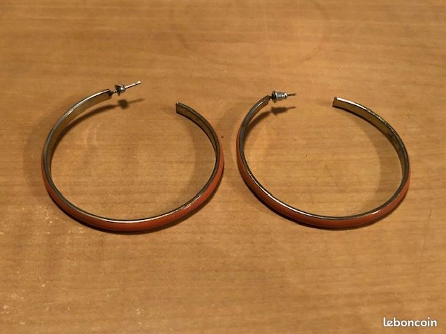 Paire de bouches d'oreilles terre de sienne pour oreilles percées en bon état (image 2)