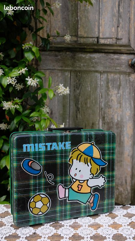 Valise vintage en métal made in Korea (image 1)
