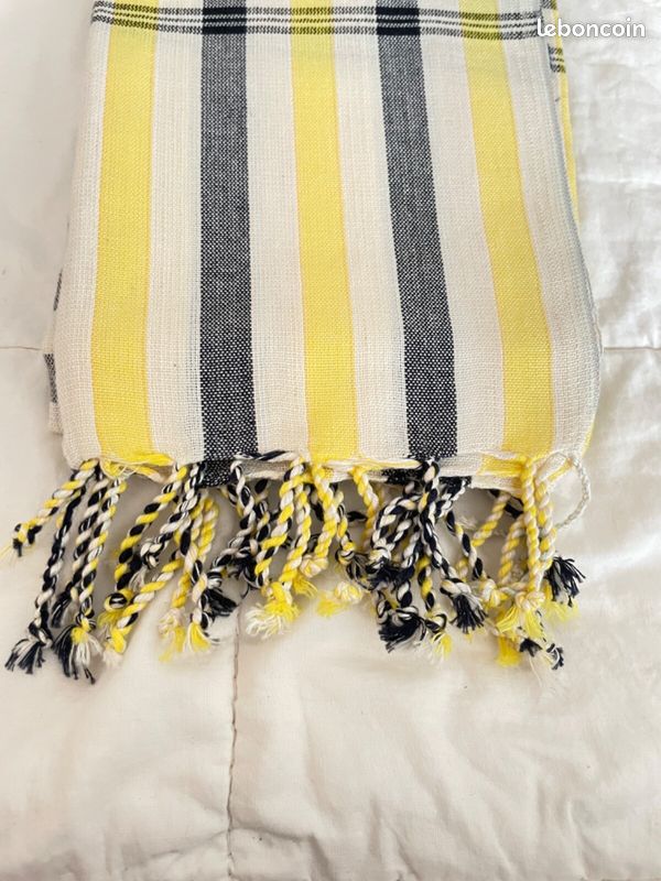 Krama Khmer écharpe mixte en coton tissé jaune avec franges origine Cambodge ArtisanAsie (image 4)