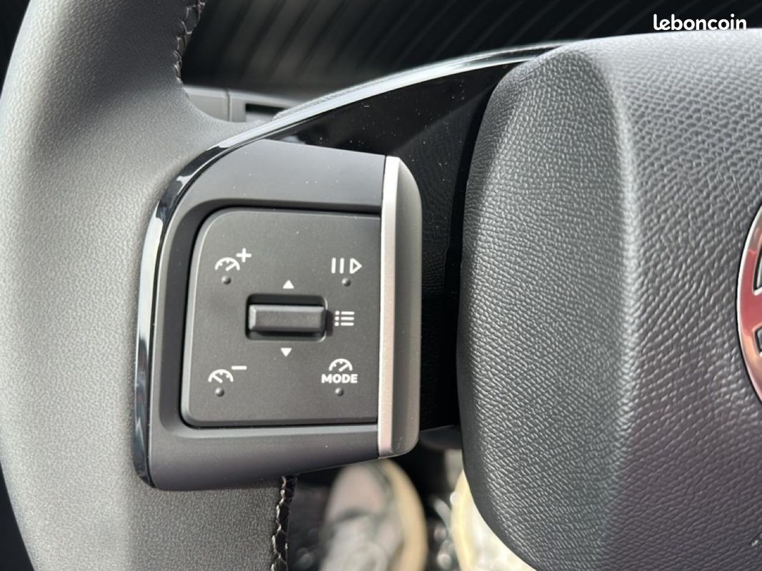 CITROëN C3 AIRCROSS 1.2 hybride 145 max e-dcs6 (image 22)