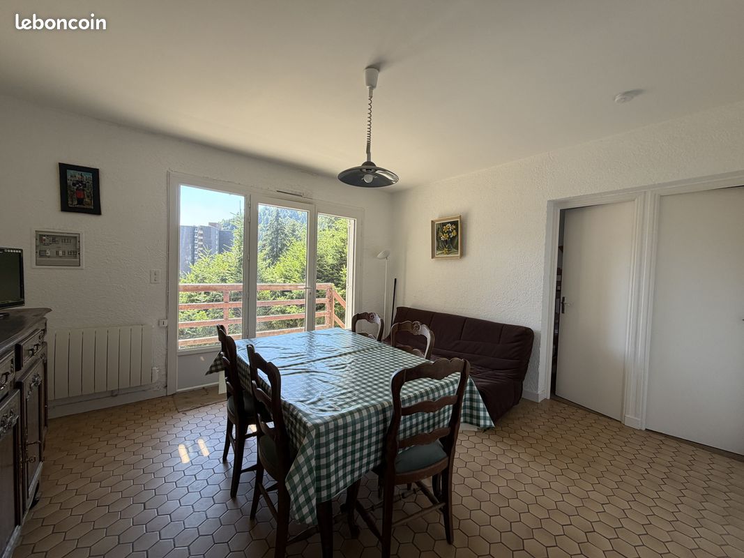 Appartement 3 pièces 51 m² · à Laveissière · 51 m² · 165 800 €