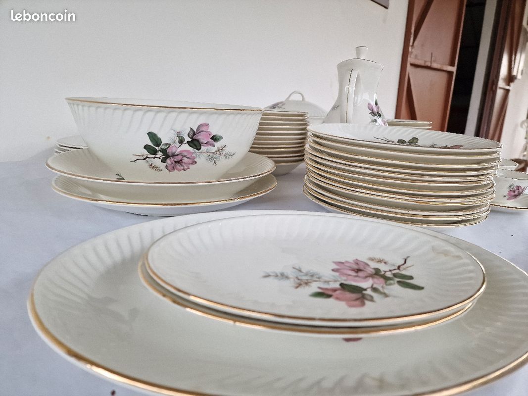 Service en porcelaine - lot 1 (image 1)