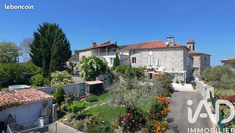 Maison 10 pièces 292 m²