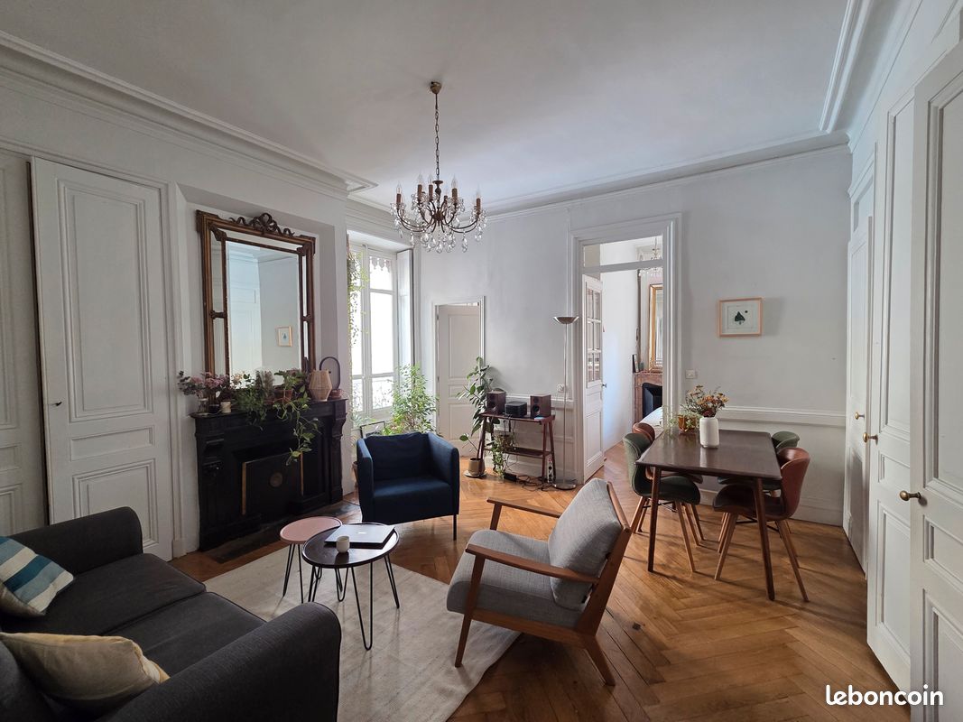 Appartement 2 pièces 49 m² · à Lyon · 48,5 m² · 1 130 €/mois