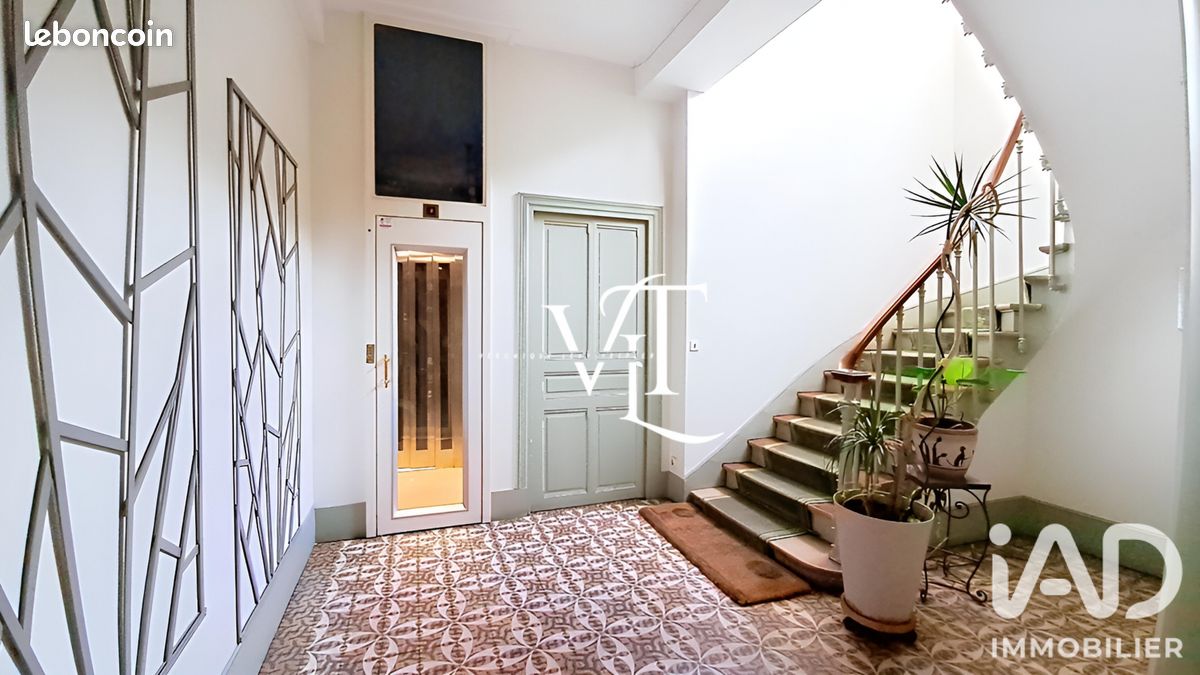 Appartement 1 pièce 19 m² · à Clamart · 19 m² · 135 000 €