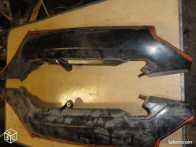 Caches latéraux 500 gse suzuki (image 1)