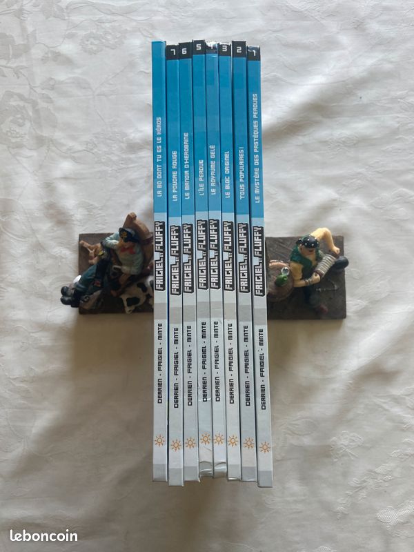 Lot de 8 BD Frigiel et Fluffy (minecraft) bon état général (image 1)