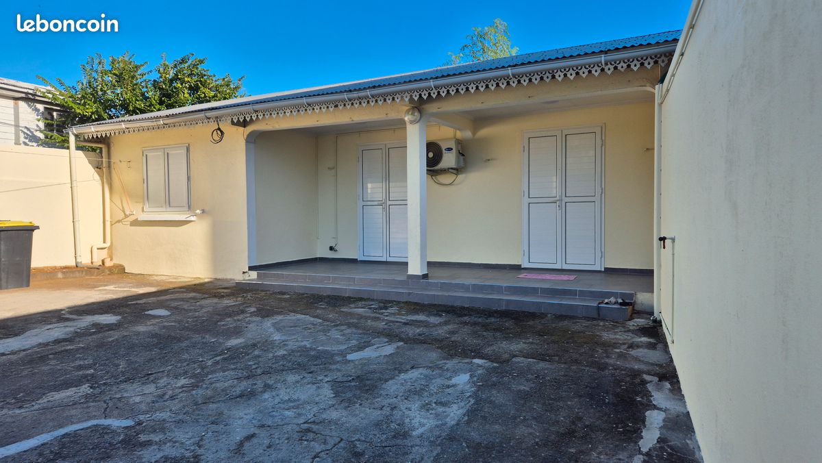 Maison 5 pièces 110 m² · à Saint-André · 110 m² · 1 125 €