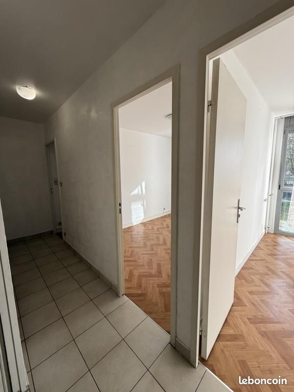 Appartement a louer cholet - 5 pièce(s) - 95 m2 - Surfyn