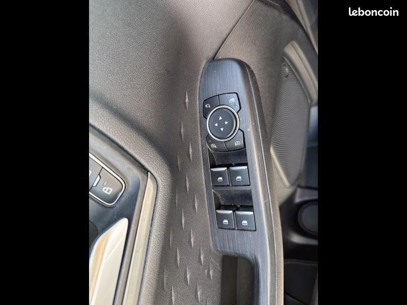Ford Kuga 2.0 EcoBlue 150ch mHEV Titanium (image 20)