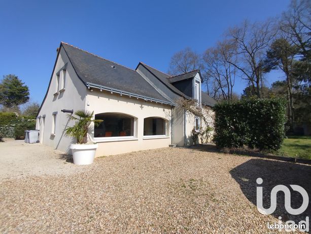 Maison 8 pièces 223 m²