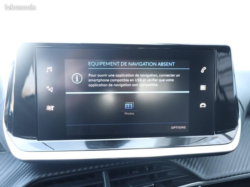 Peugeot 208 1.2 PureTech 100ch S&S Style (image 25)