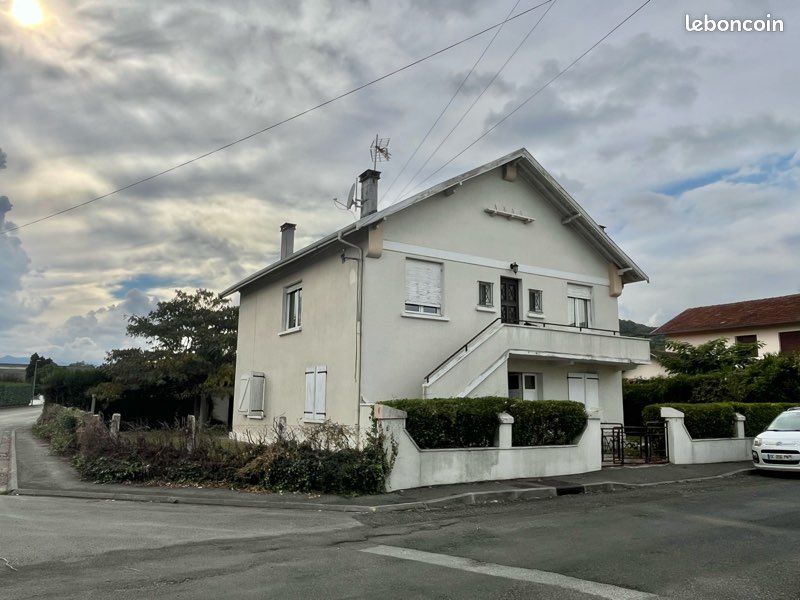 Maison 7 pièces 135 m² · à Mauléon-Licharre · 135 m² · 145 000 €