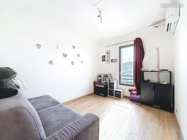 Maison 5 pièces 123 m² — 12