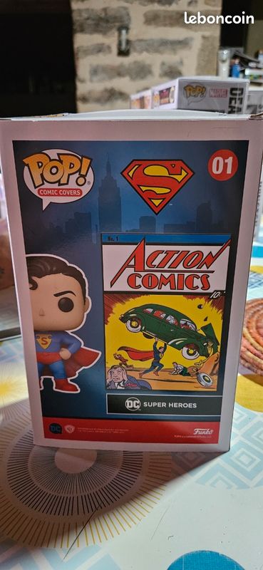 Figurine Pop Superman Action Comics (image 2)
