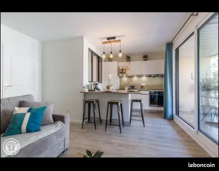 Appartement 1 pièce 33 m² · à Annecy · 33 m² · 1 190 €/mois