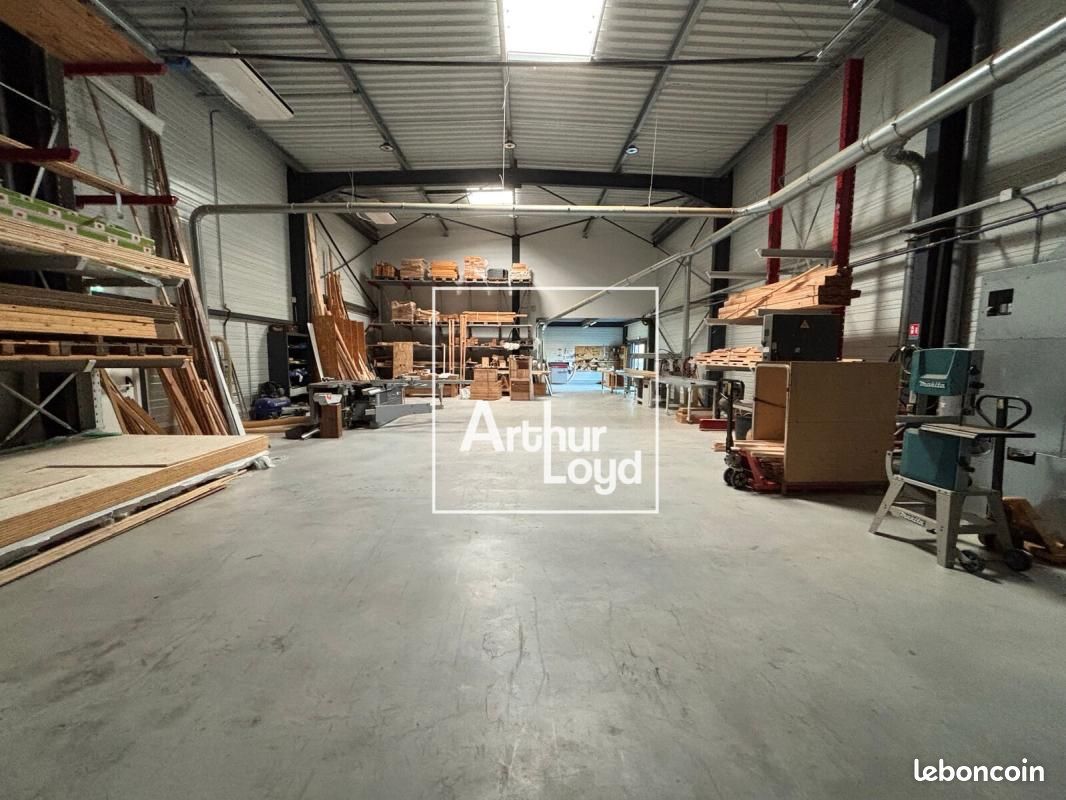 Local d'activité 1 988 m² (image 2)