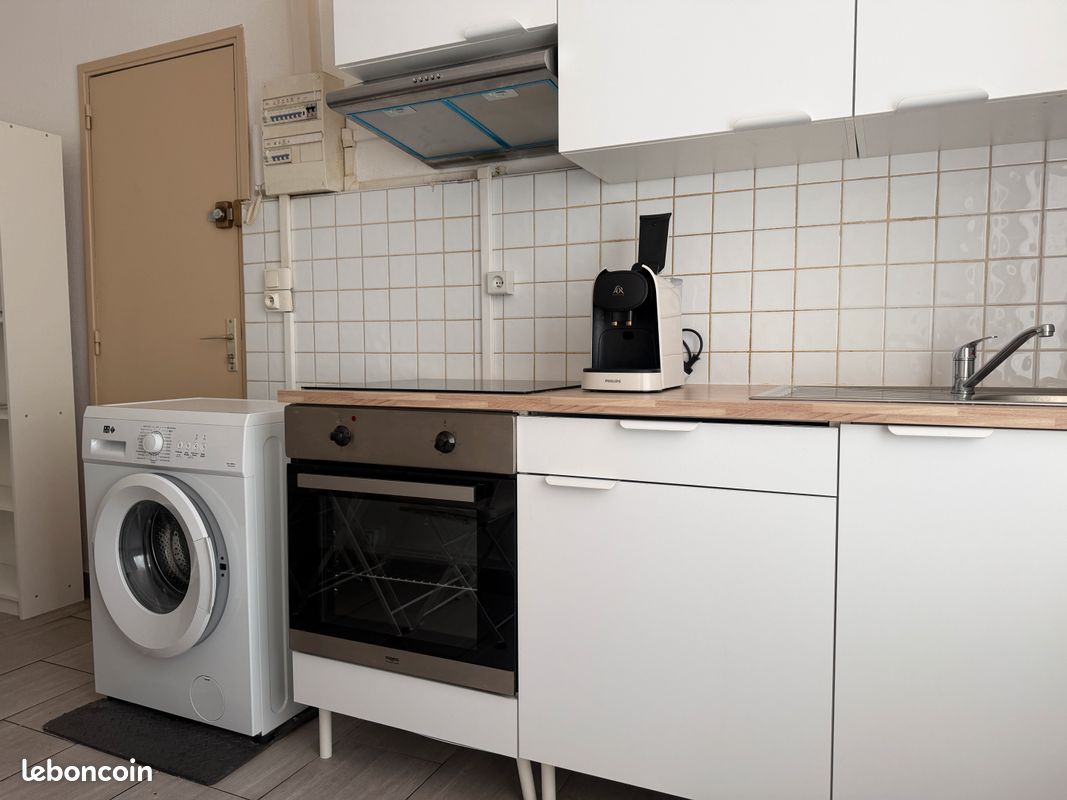 Appartement 1 pièce 24 m² · à Marseille · 24,4 m² · 730 €