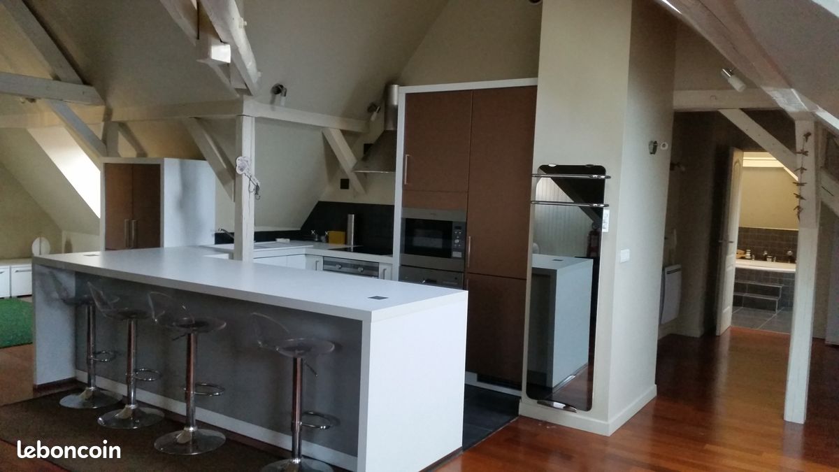 Appartement 2 pièces 70 m² · à Metz · 70 m² · 930 €