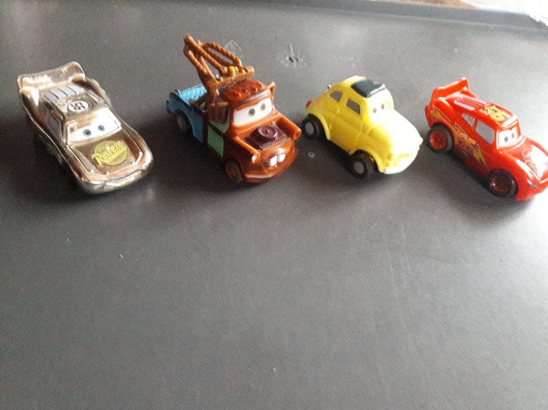 Petite Voiture-jouet Cars Lightning Mcqueen Argenté à Prix Carrefour