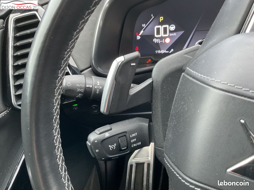 DS DS7 CROSSBACK BlueHDi 180 EAT8 Louvre (image 34)