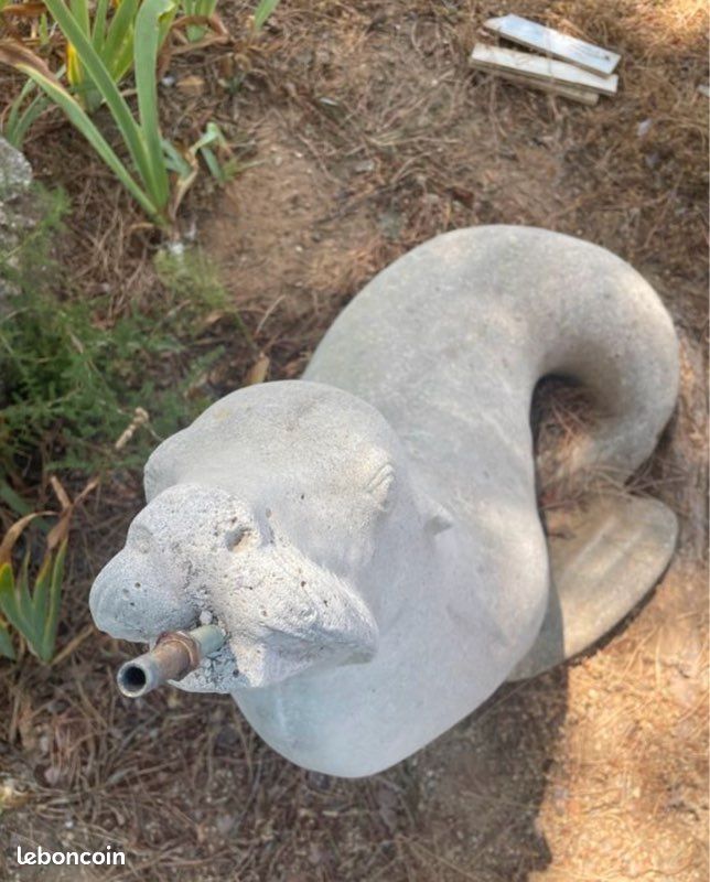 Statue de phoque en pierre de taille (image 3)