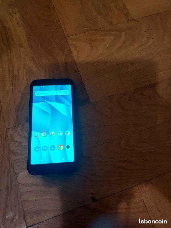 Téléphone portable Logicom (image 1)