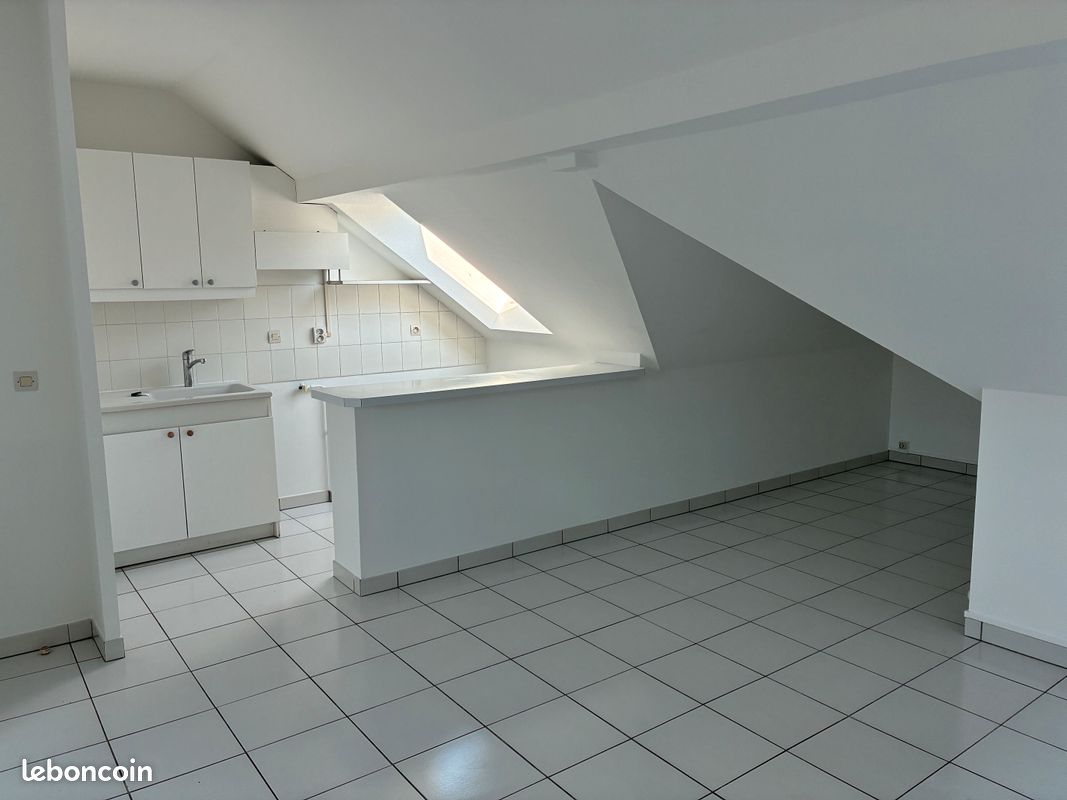 Appartement 1 pièce 25 m² · à Challes-les-Eaux · 25 m² · 540 €/mois