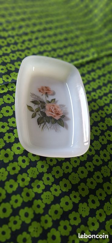 LOT DE 7 assiettes ARCOPAL vintage anciennes décor bouquet de fleurs an