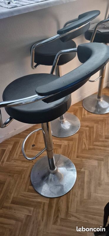 Vends 4 TABOURETS DE BAR AVEC DOSSIER (image 4)
