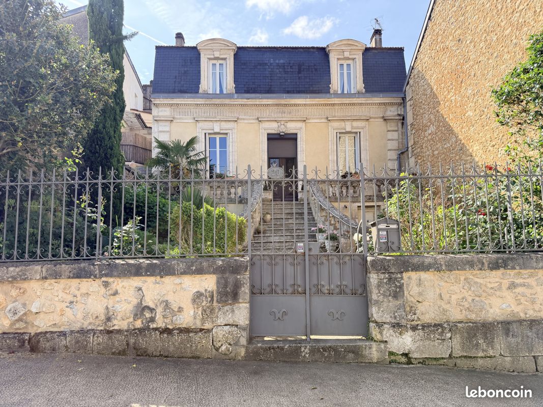 Maison 5 pièces 141 m² · à Périgueux · 141 m² · 283 500 €