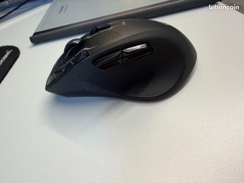 Logitech G700 - Souris Gaming Laser Sans fil