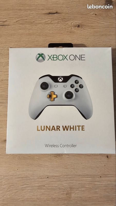 Manette Xbox one lunar white comme neuve - Consoles
