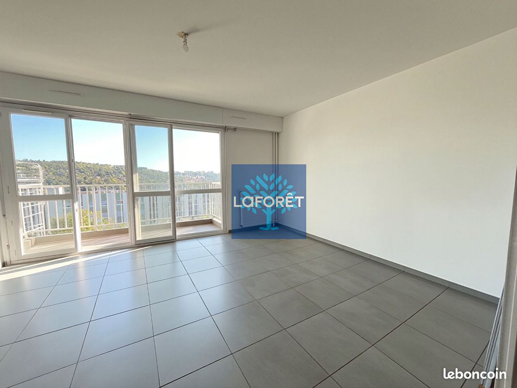 Appartement 3 pièces 68 m² · à Oullins-Pierre-Bénite · 68 m² · 1 090 €