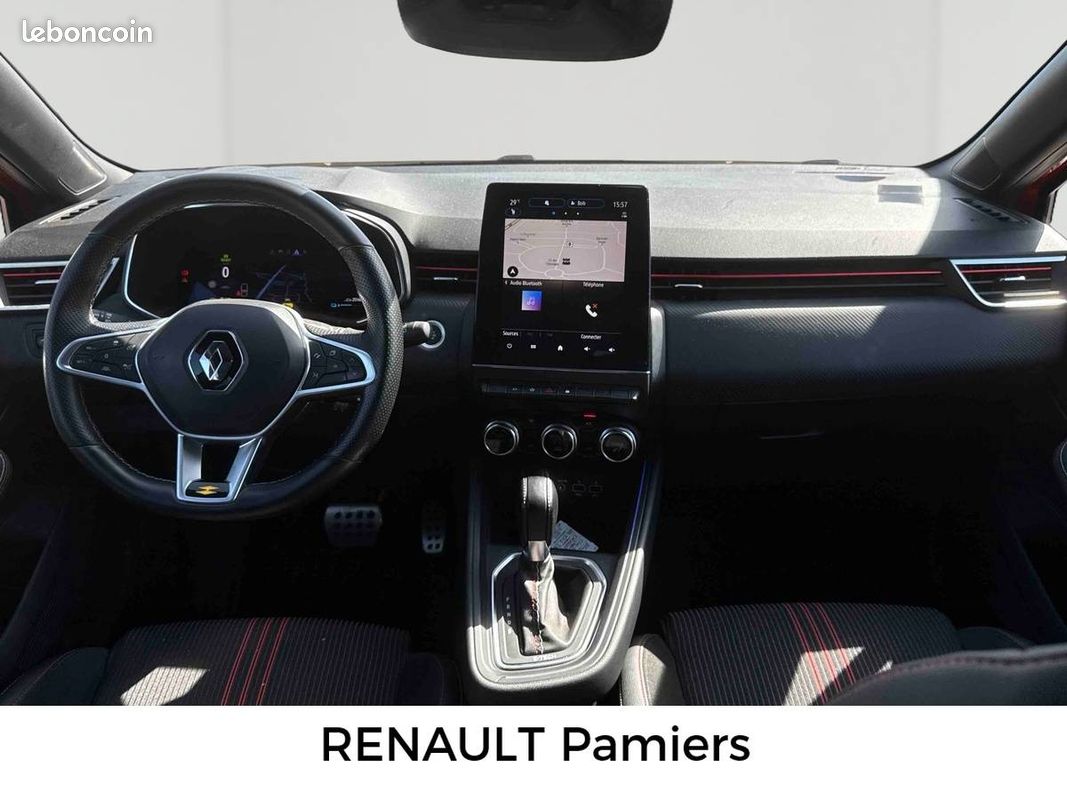 RENAULT Clio E-Tech hybride 145 RS Line (image 6)