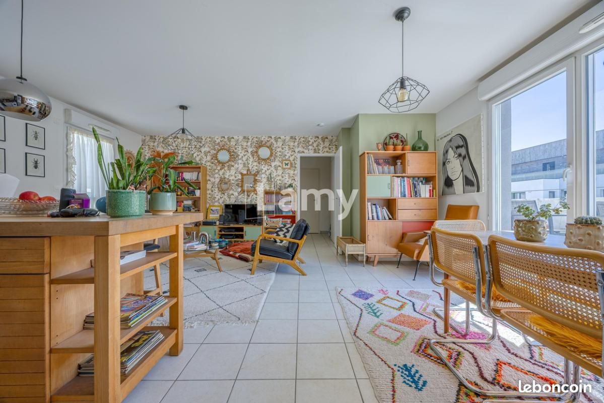 Appartement 3 pièces 73 m² · à Chambéry · 73 m² · 270 000 €