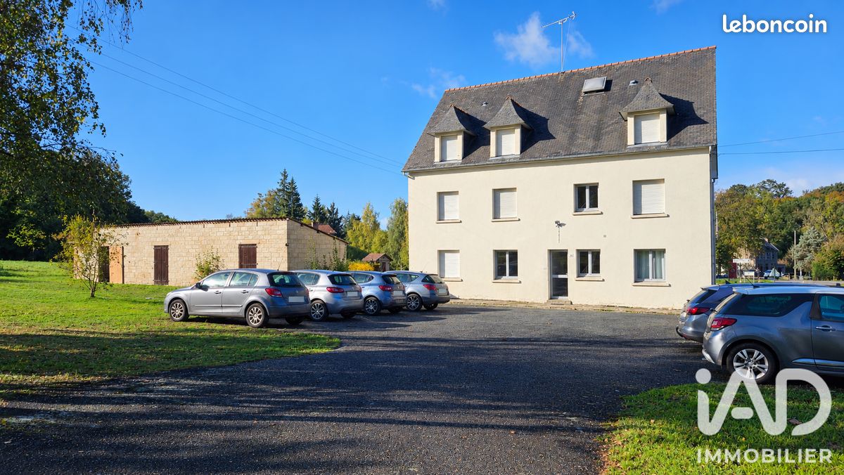 Immeuble 285 m² · à Plémet · 285 m² · 343 000 €