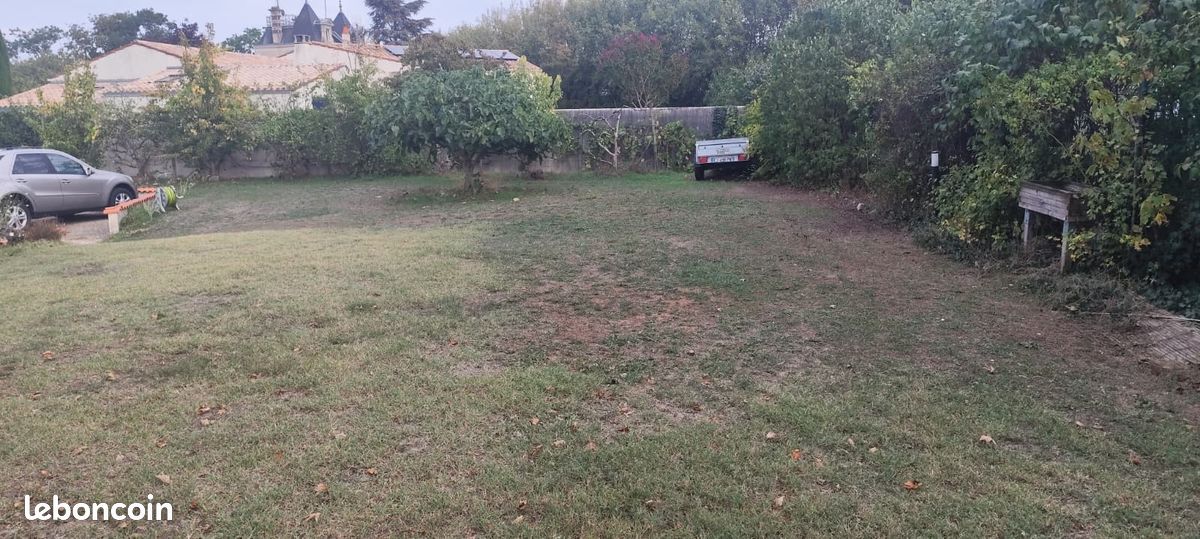 Terrain 510 m² Sainte-Soulle · 165 000 €