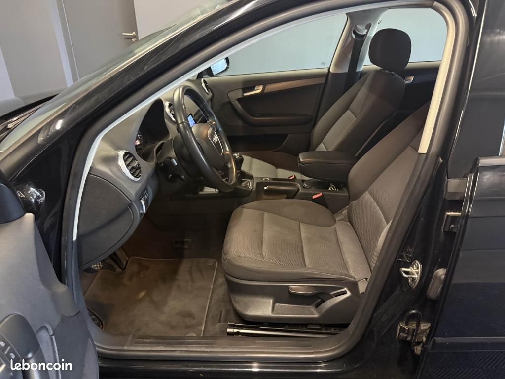 AUDI A3 SportBack 1.4 TFSI 8P PHASE 3 (image 24)