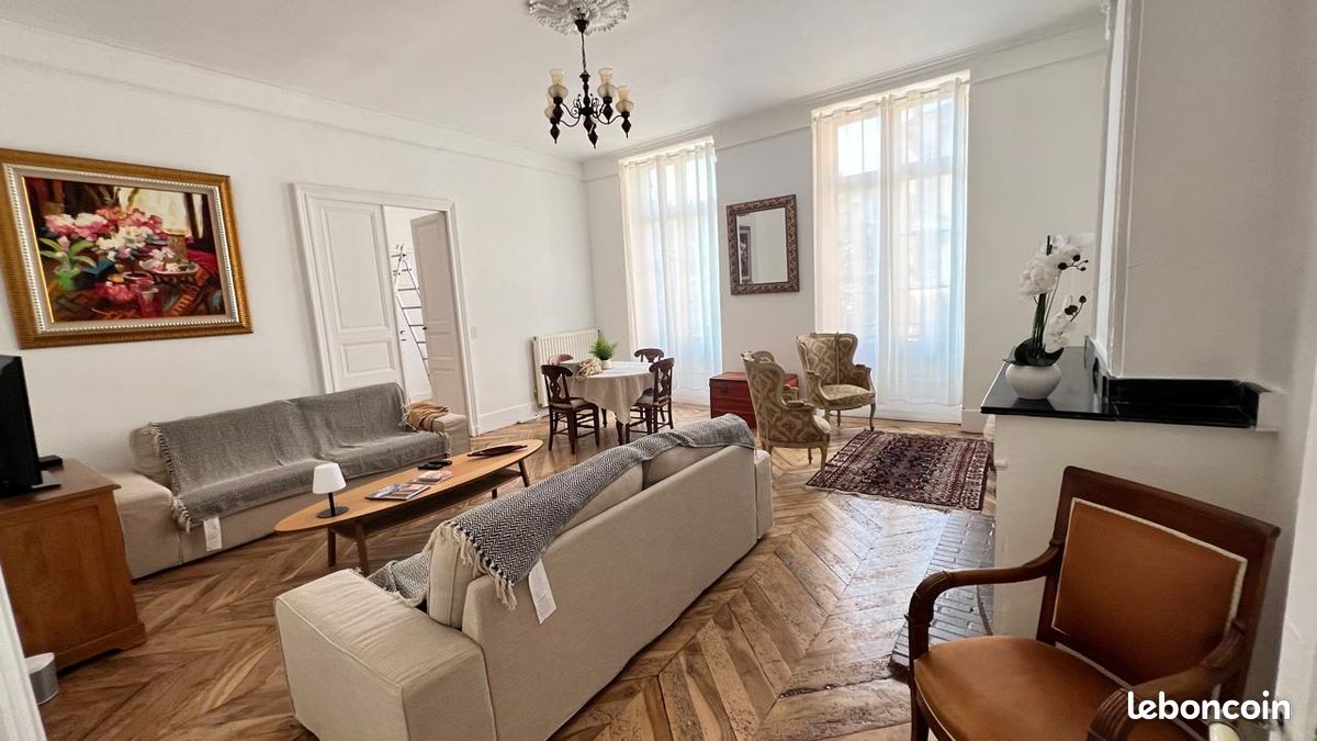 Appartement 3 pièces 102 m² · à Montauban · 102 m² · 1 050 €/mois