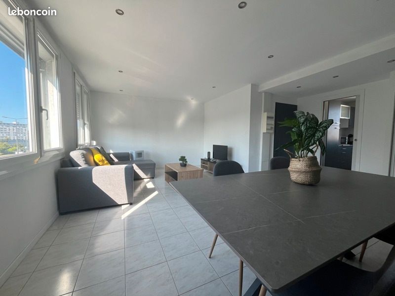 Appartement 3 pièces 64 m² · à Tours · 64 m² · 850 €
