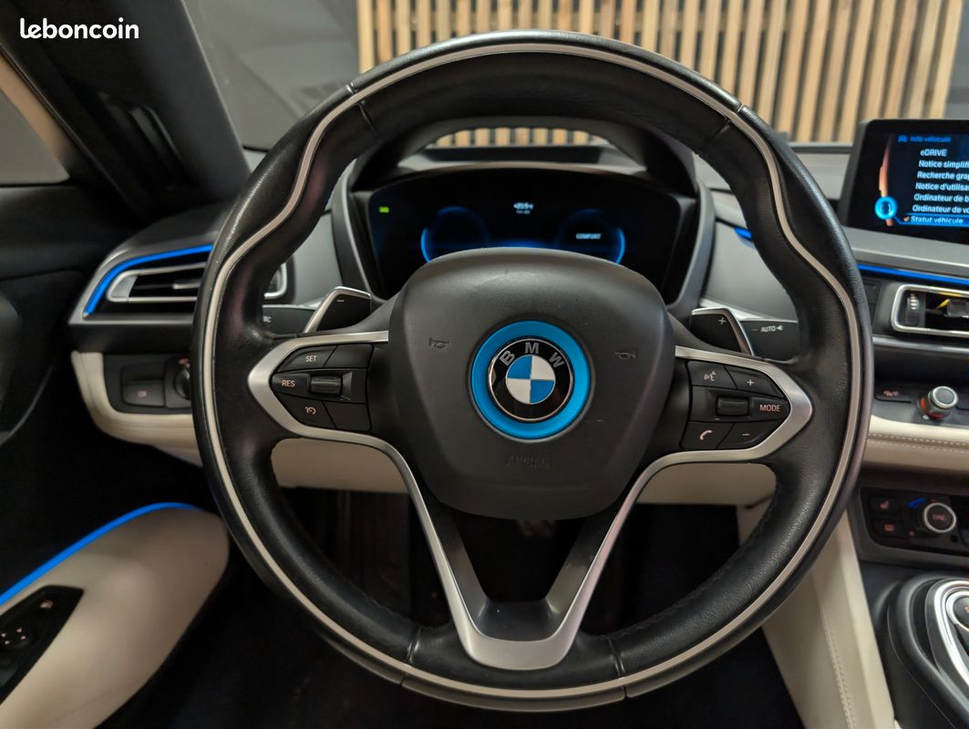 BMW I8 COUPE 1.5 362h 230 - HARMAN KARDON + CUIR BLANC + JANTES W (image 4)