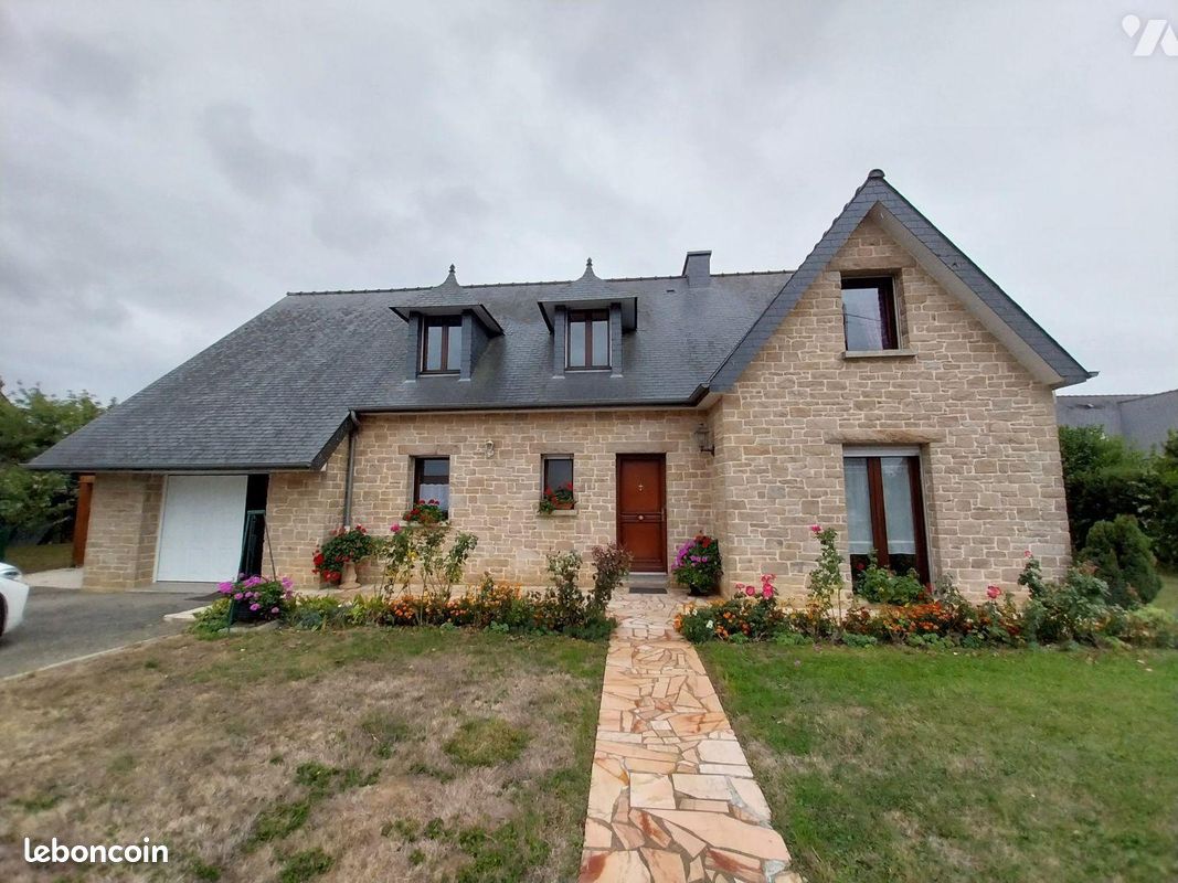 Maison 6 pièces 129 m² · à Val-d'Izé · 129 m² · 301 600 €