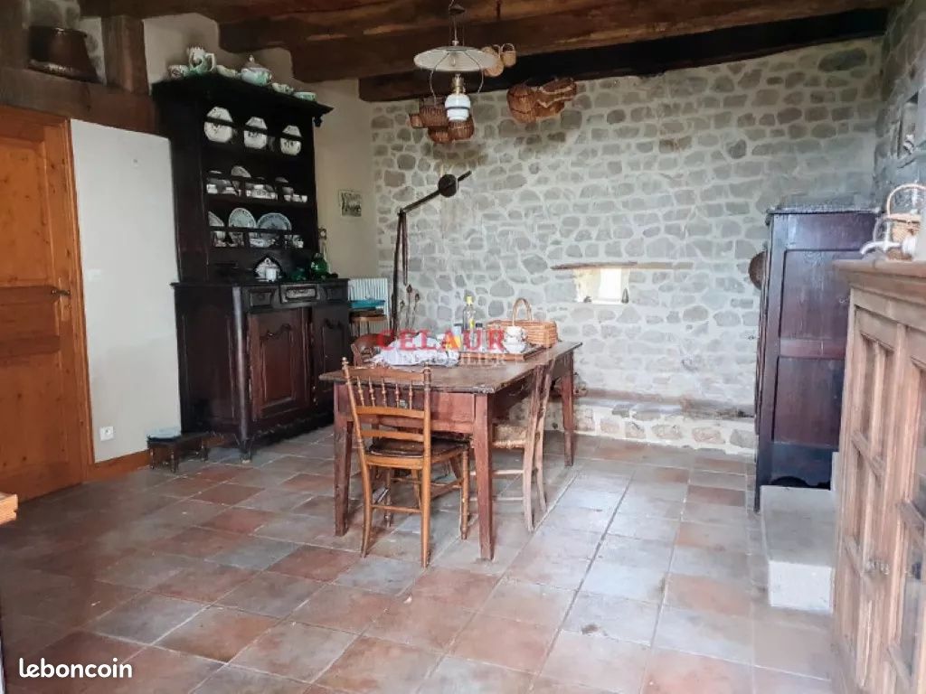 Maison 6 pièces 110 m² - Clergoux 19320 (image principale 4)
